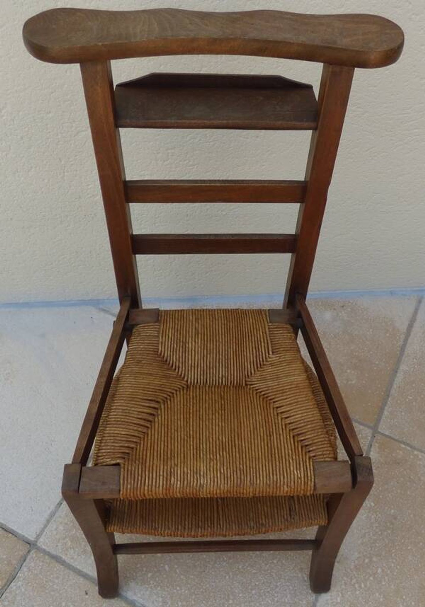 Chaise de prière vintage en bois, paille tressée double, siège relevable