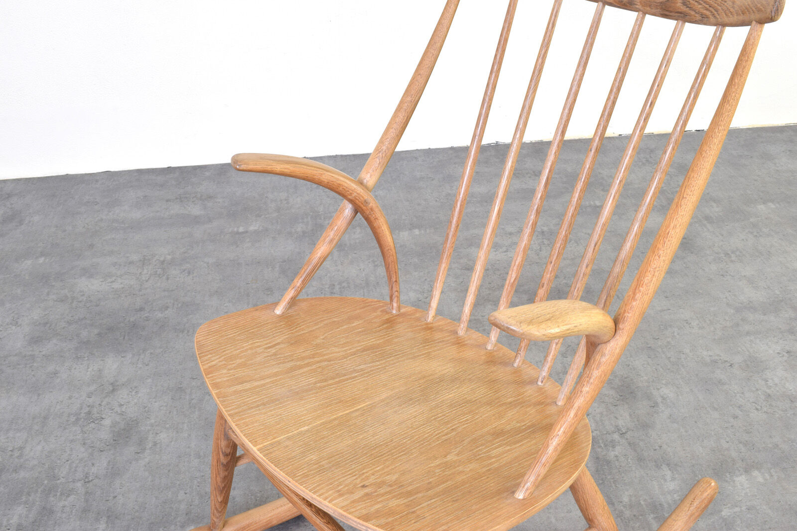 Mid-Century Oak Rocking Chair by Illum Wikkelsø for Niels Eilersen, 1950s.