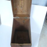 Storage with handle for transport wooden box