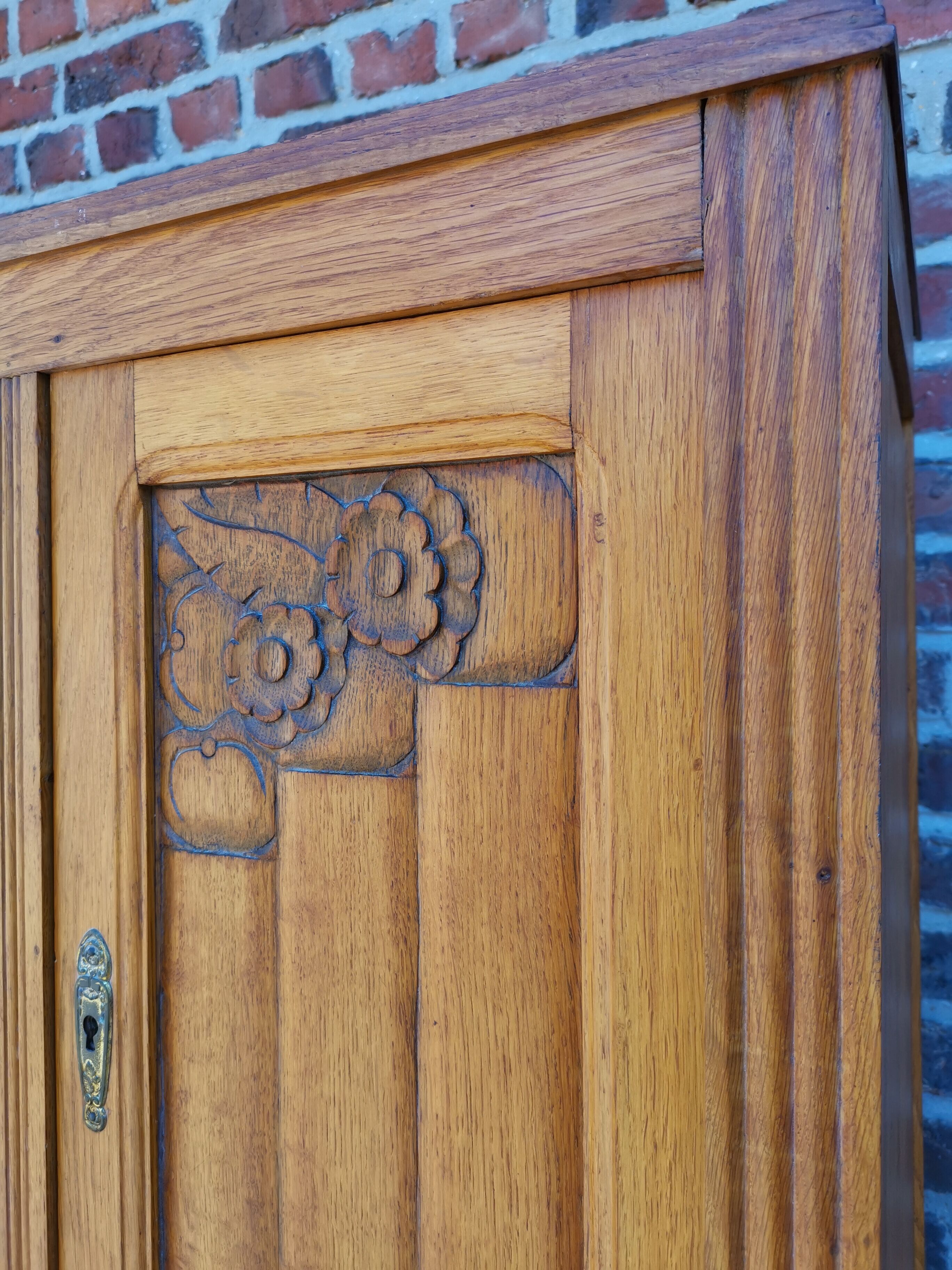 Buffet 2 body floral pattern 1929