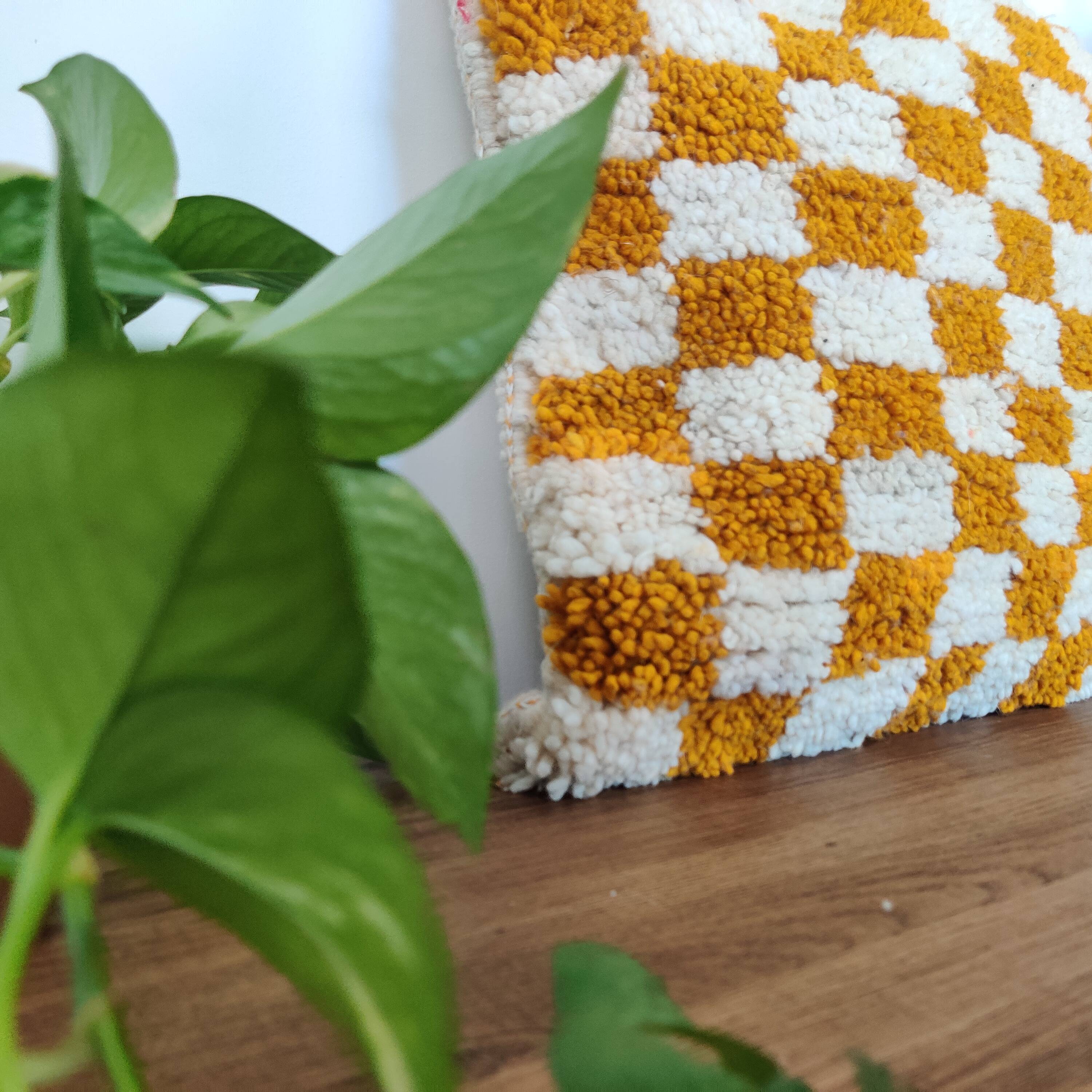 Berber Cushion Yellow Checkerboard Béni Ouarain