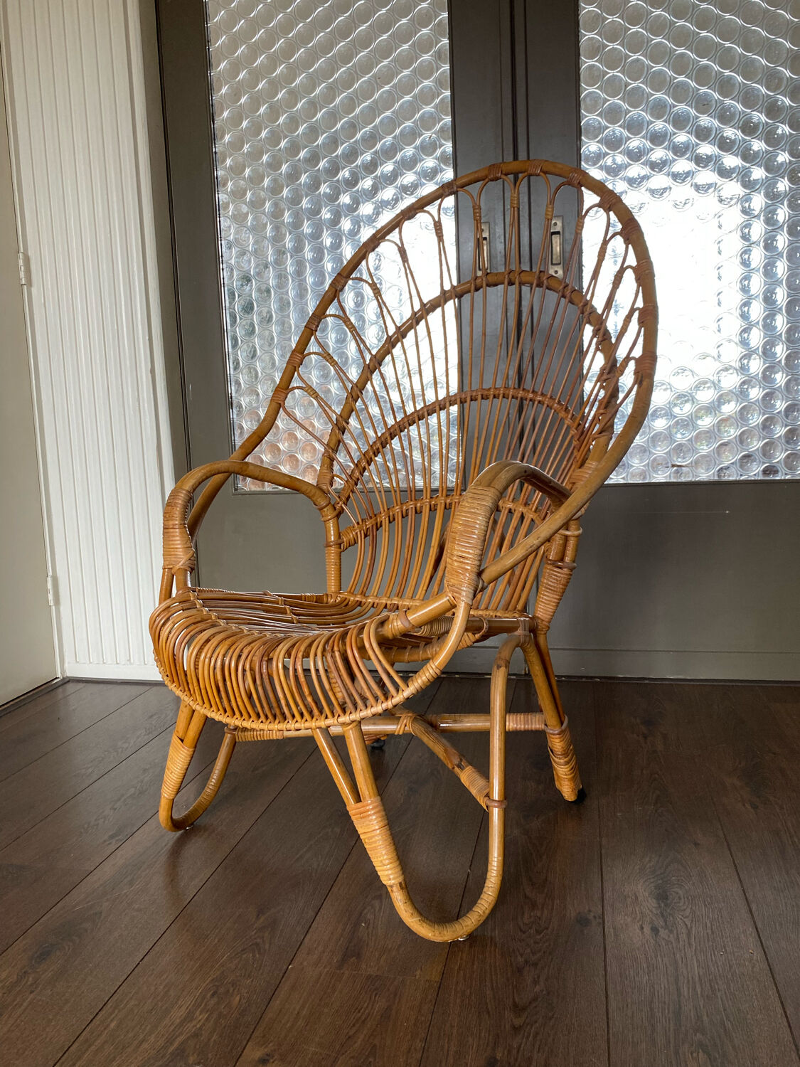 Fauteuil en rotin et bambou du milieu du siècle, années 1950