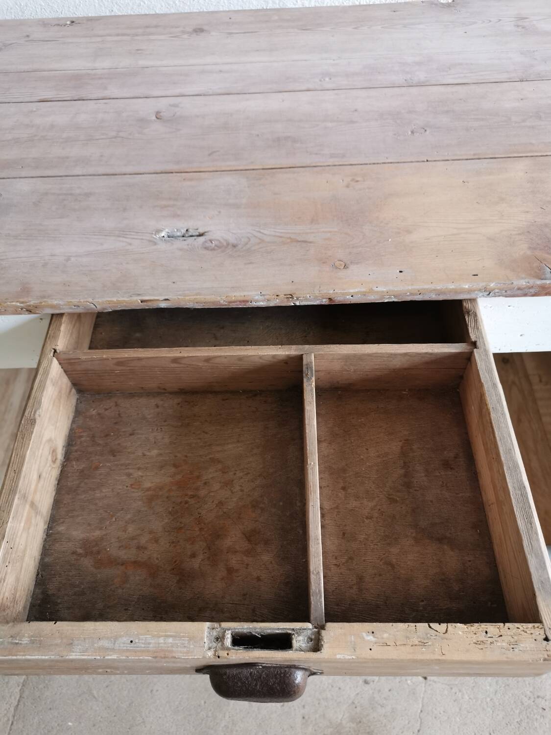 Kitchen Counter / Island