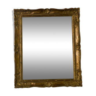 Miroir doré rectangulaire de style