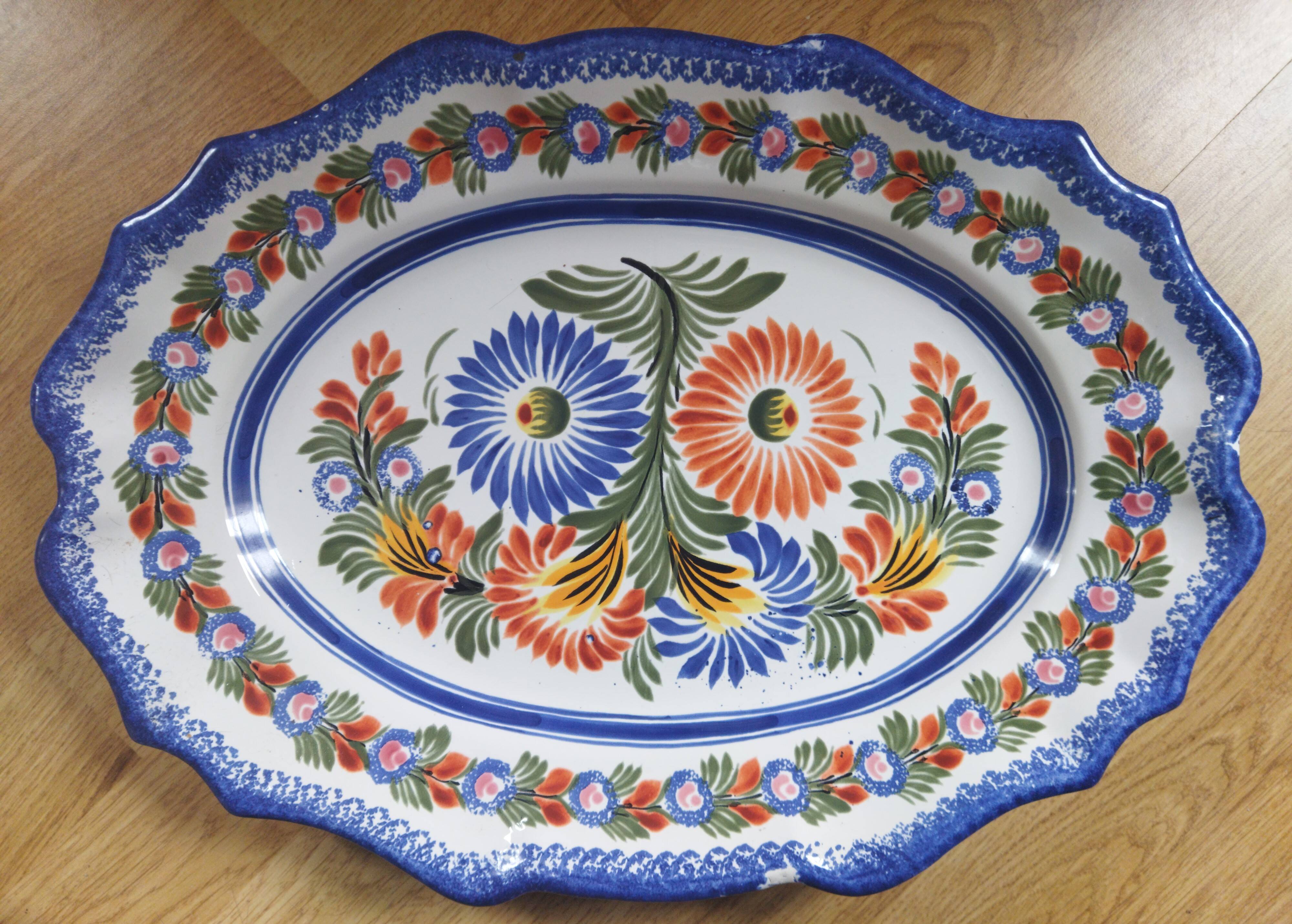 Henriot Quimper dish