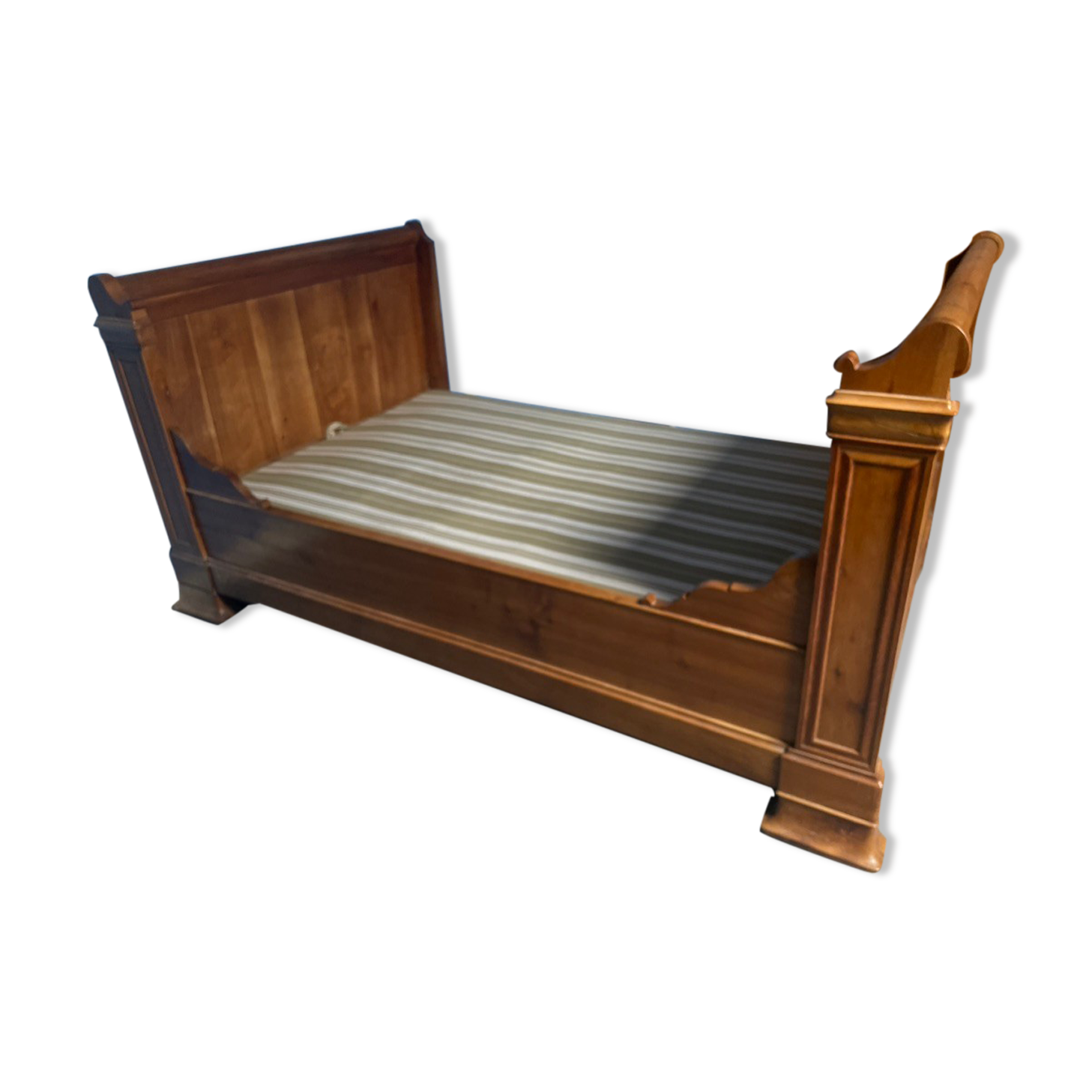 Boat bed