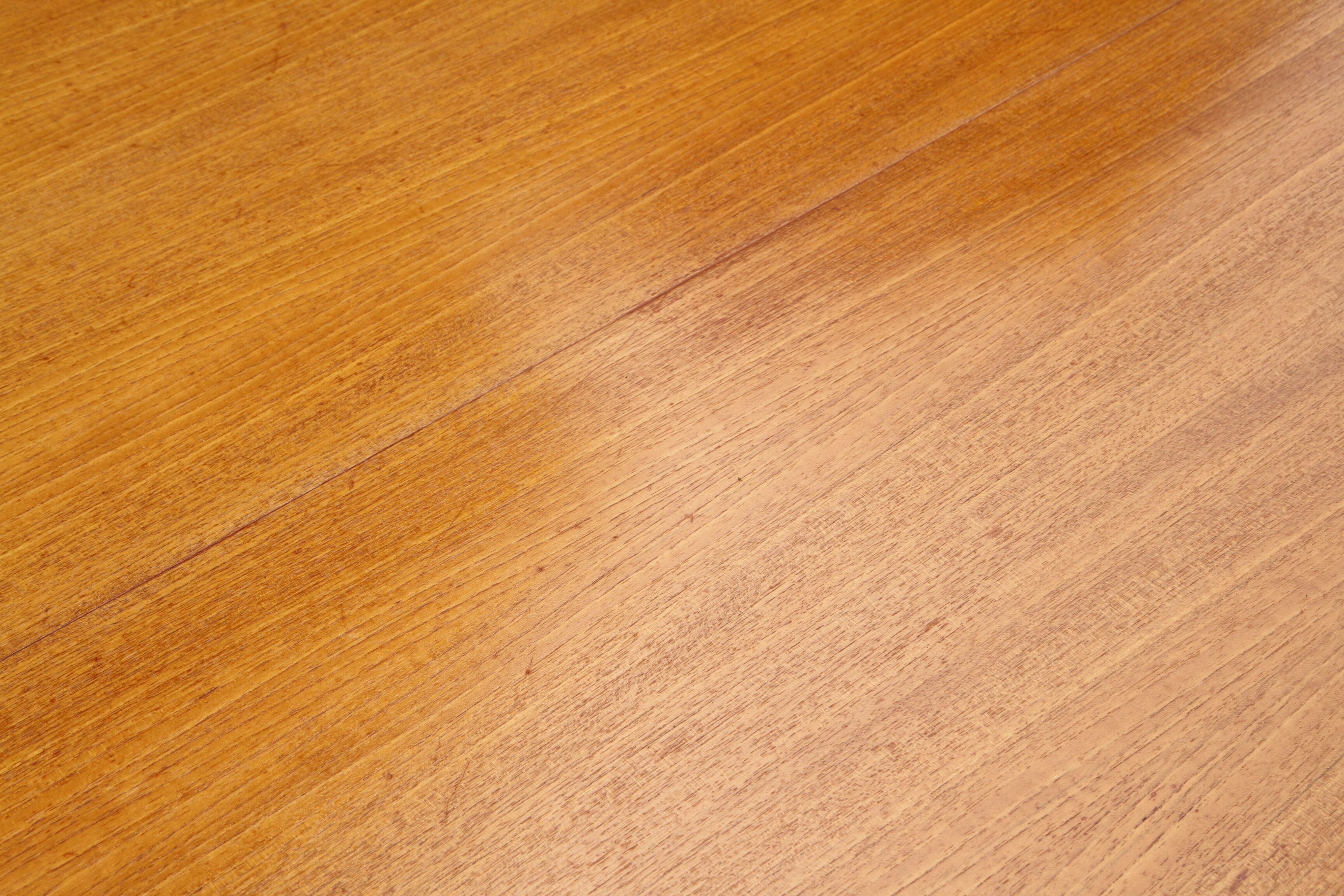 Danish teak extendable round table of the years 60