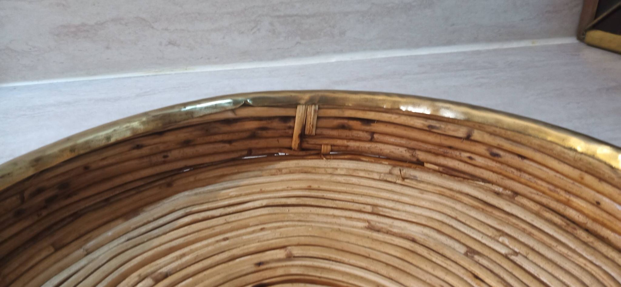 Bauhaus rattan tray with gilded brass edge, G. Crespi