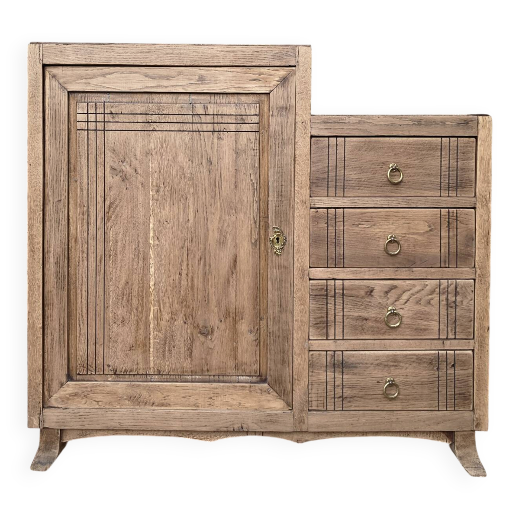 Buffet asymétrique ancien 