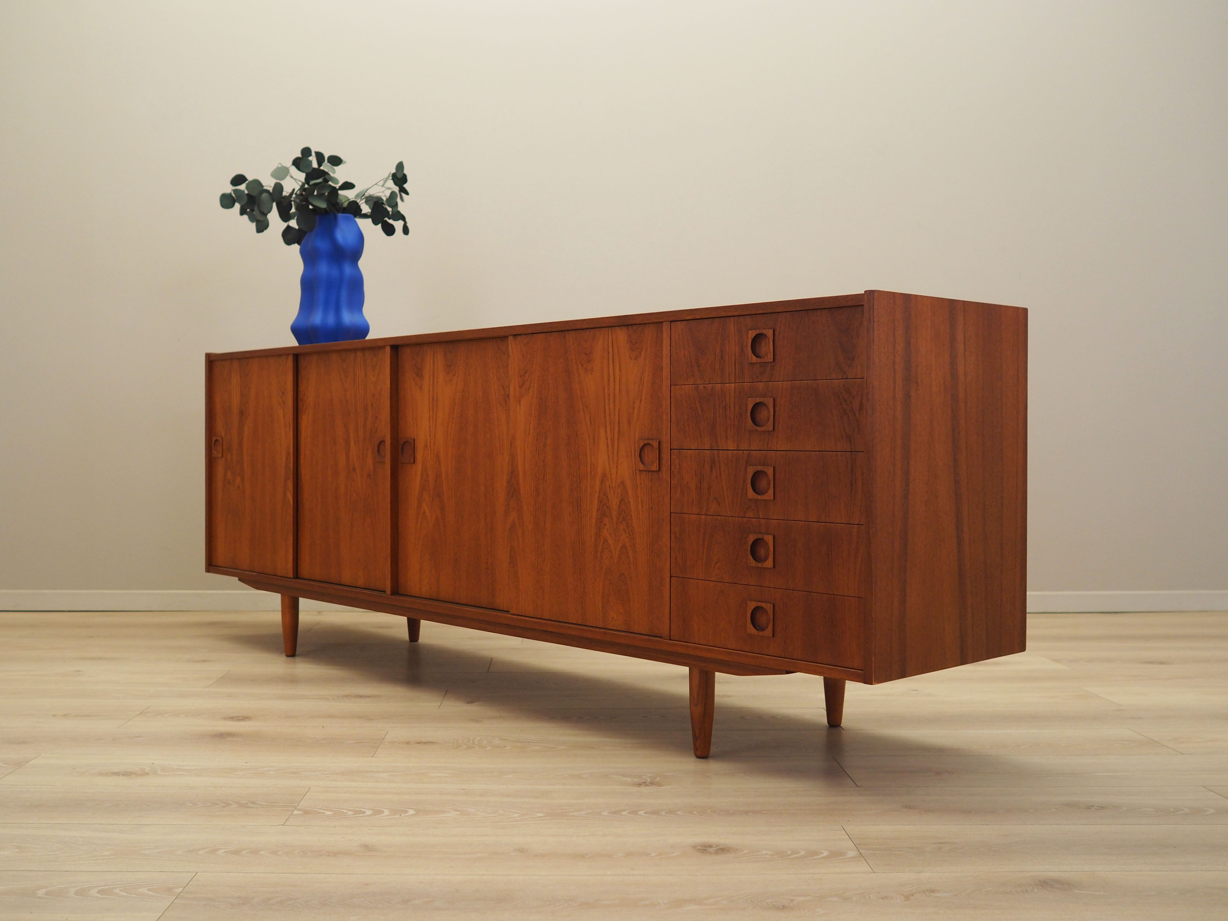 Teak sideboard, Danish design, 1960s, production: Farsø Møbelfabrik