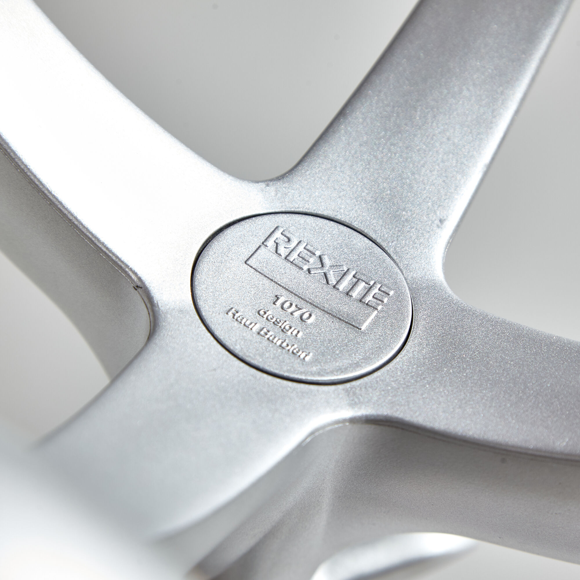 1070 cactus coat stand by raul barbieri for rexite mk9729