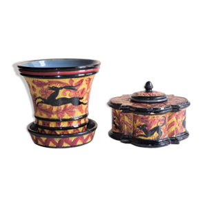 Tabatière et un cache - pot