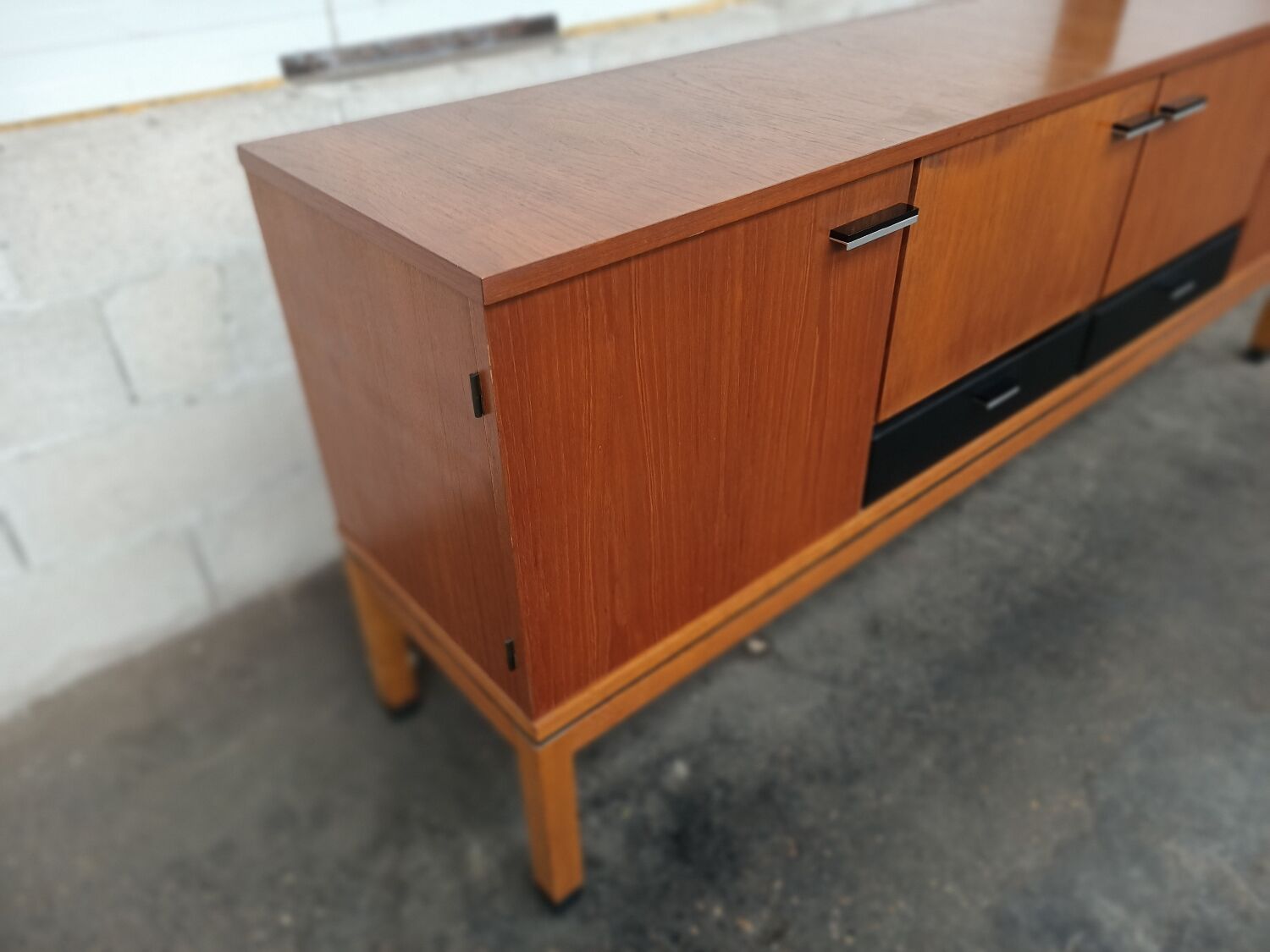 Scandinavian teak row