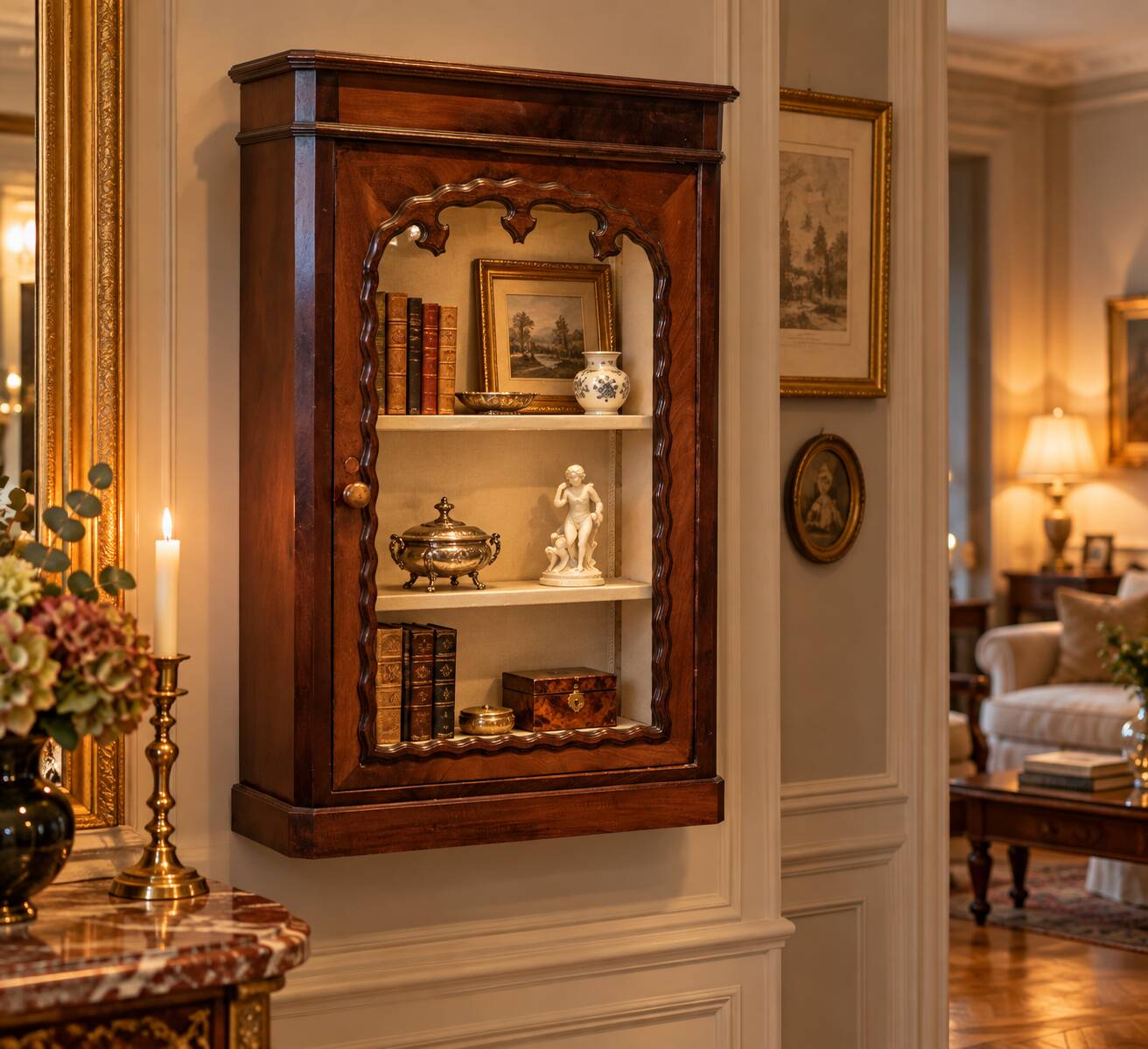 Mahogany display cabinet from the late 19th century, for standing or wall mounting.