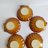 Set of 5 vintage beige ceramic scallop shells