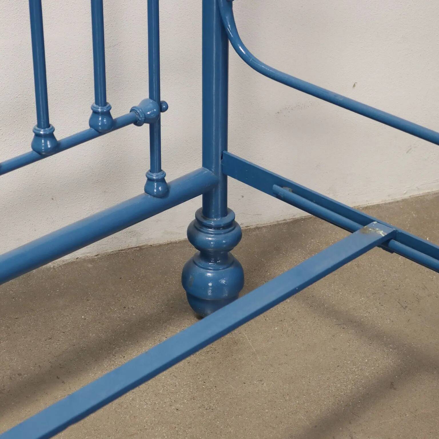 Simple old lacquered iron bed, Italy, 19th-20th century.