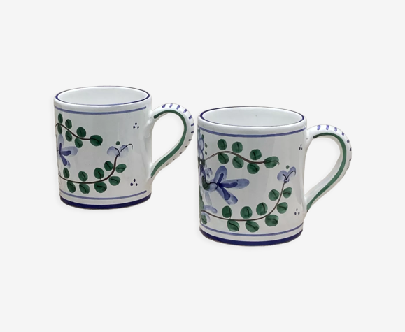 Anciennes tasses peint à la main