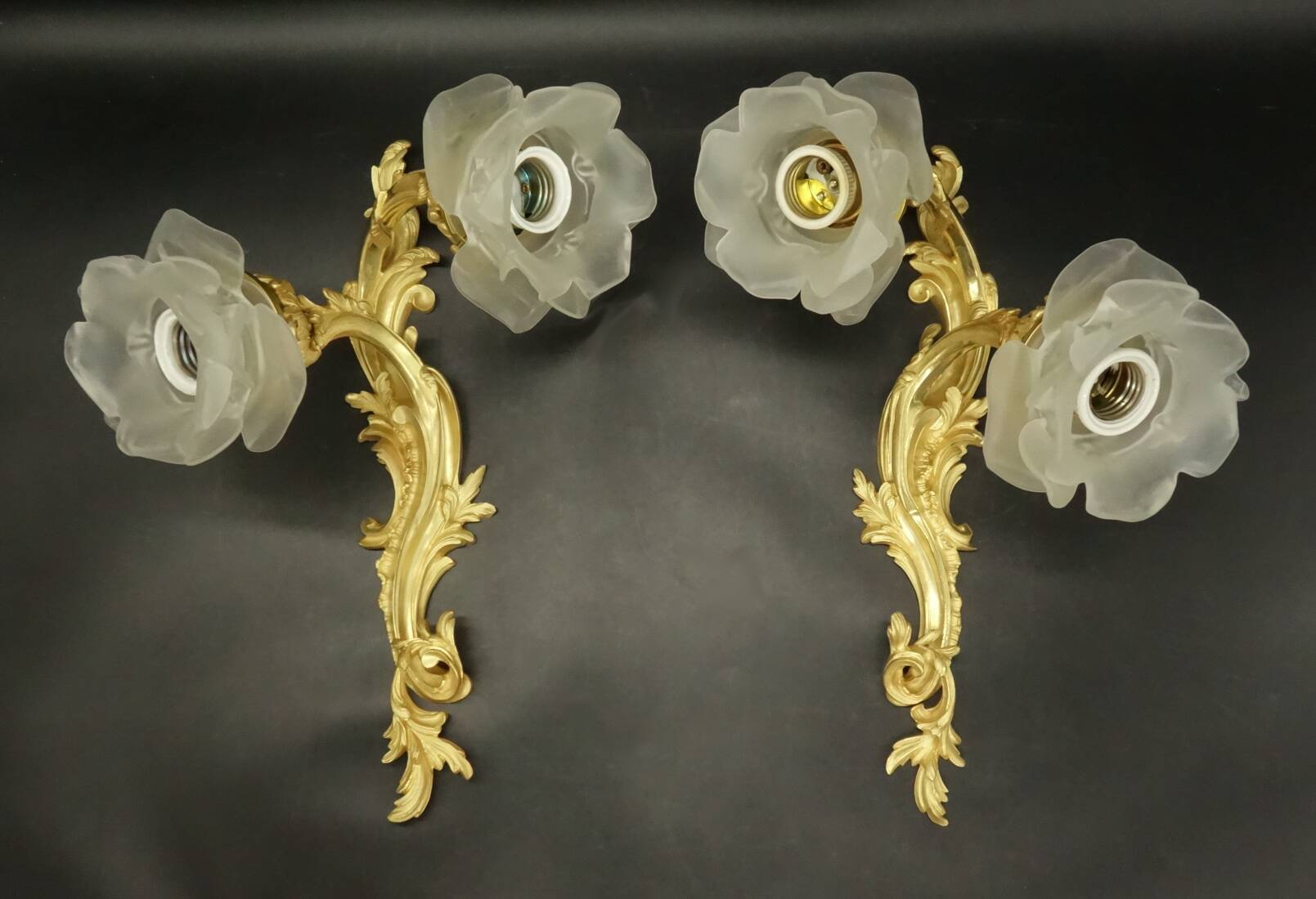 Paire de grandes appliques style Rocaille / Rococo fin XIXe