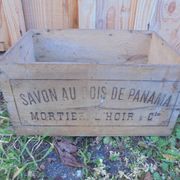 Caisse en bois savon au bois de panama mortier l'hoir