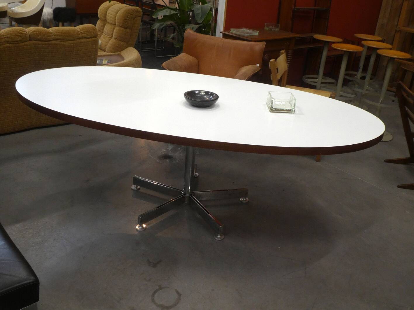 Large EFA dining table, 1970