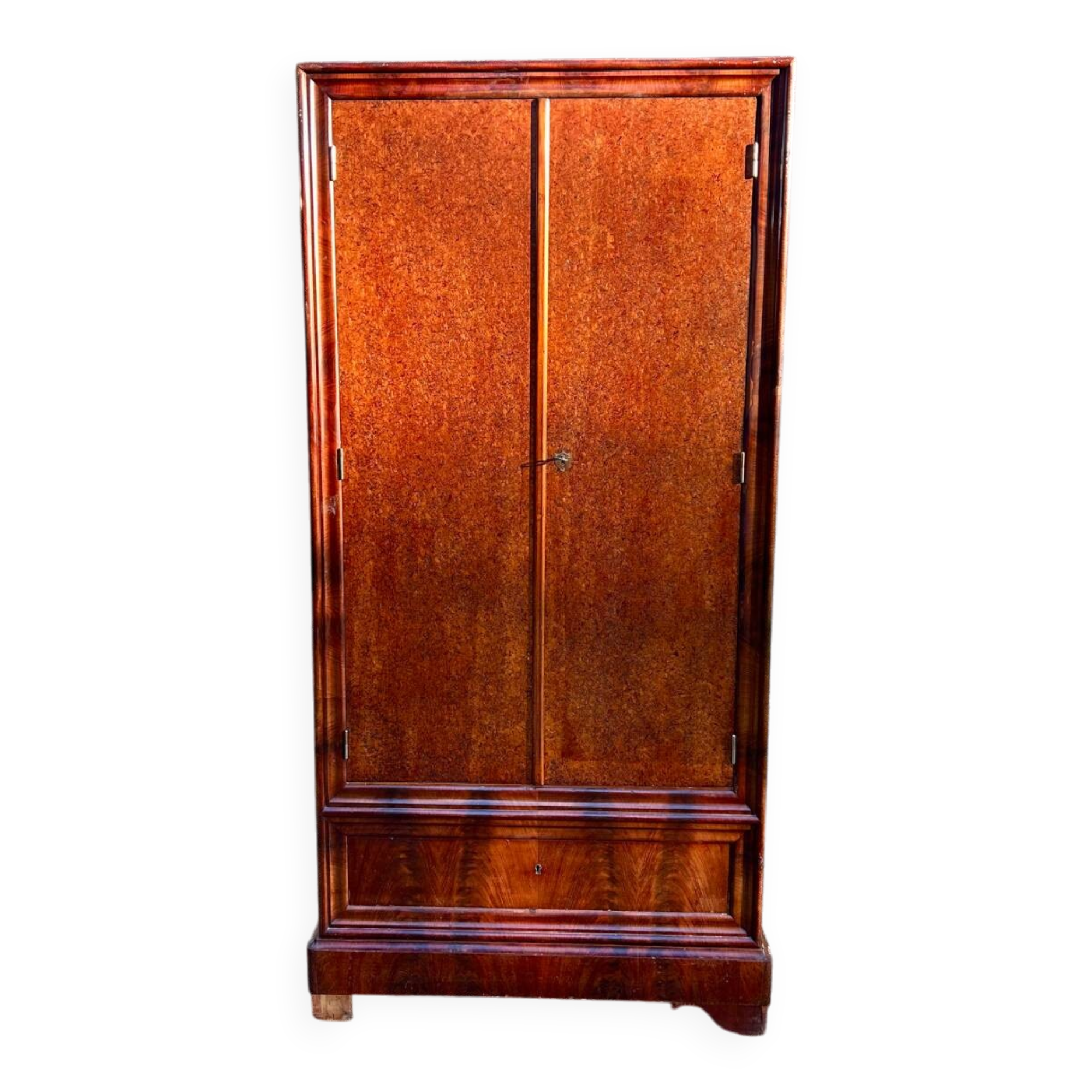 Armoire en noyer