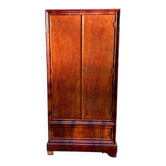 Armoire en noyer