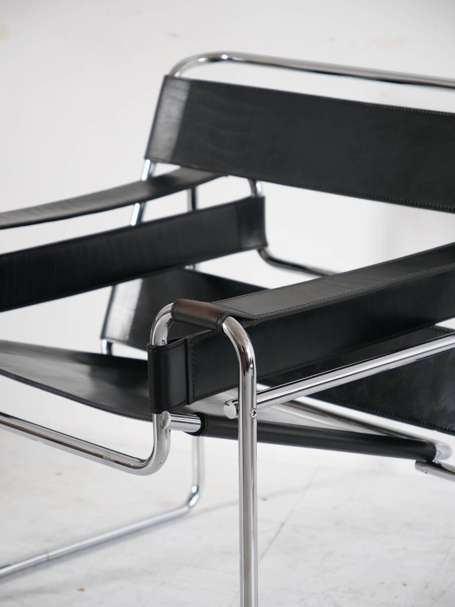 Bauhaus armchair Wassily B3 knoll 1980 by Marcel Breuer