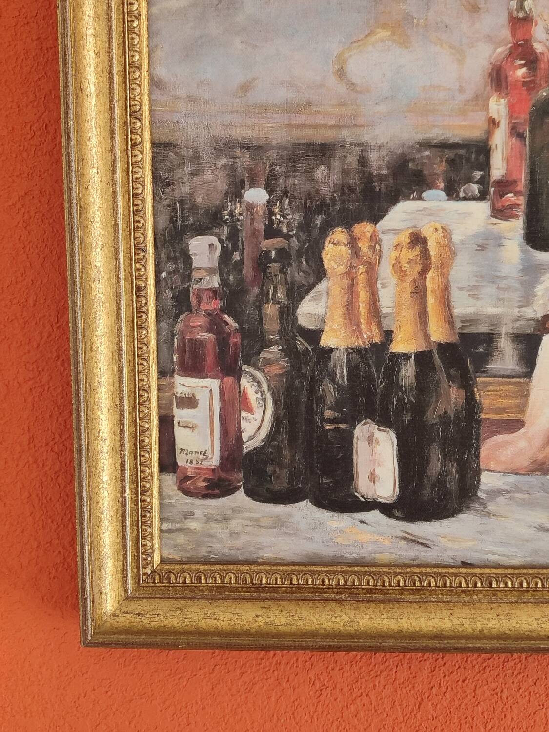 Restaurant bar table