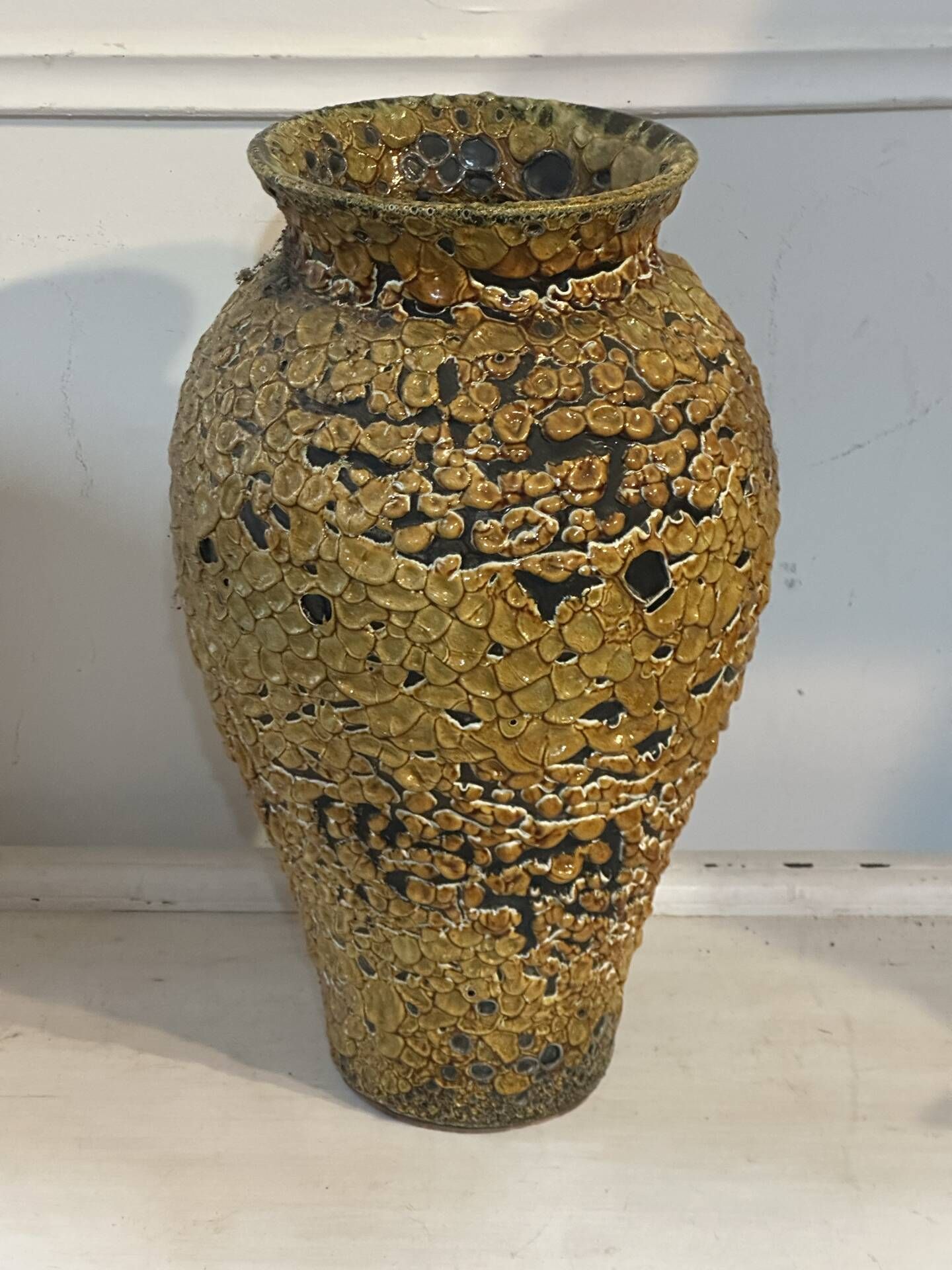 Large textured ceramic vase – 1960s/70s – H 40 cm