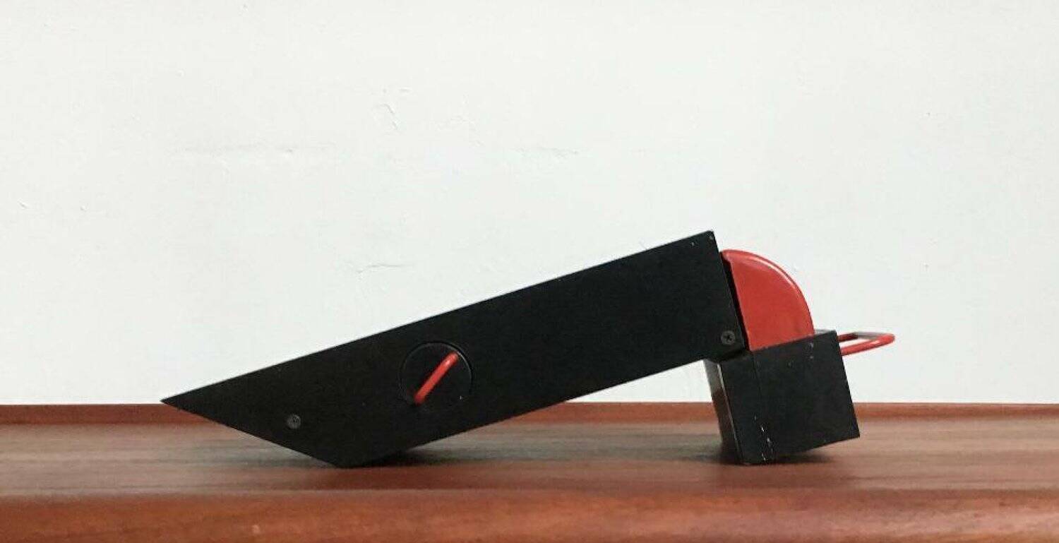 Vintage Italian wall lamp model Zagar by Silvio Carpani for Stilnovo, 1970s.