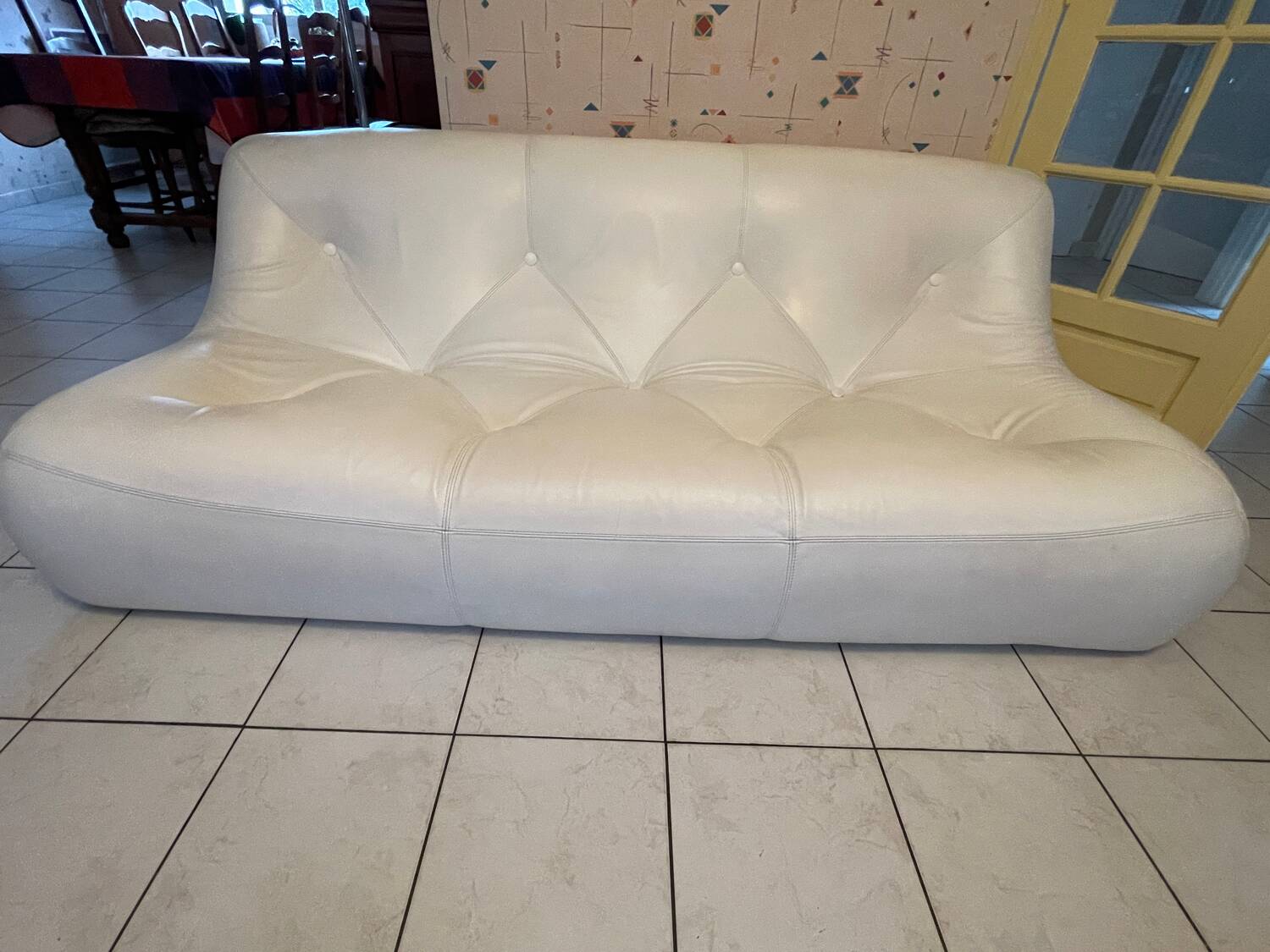 Kali sofa Ligne Roset white leather