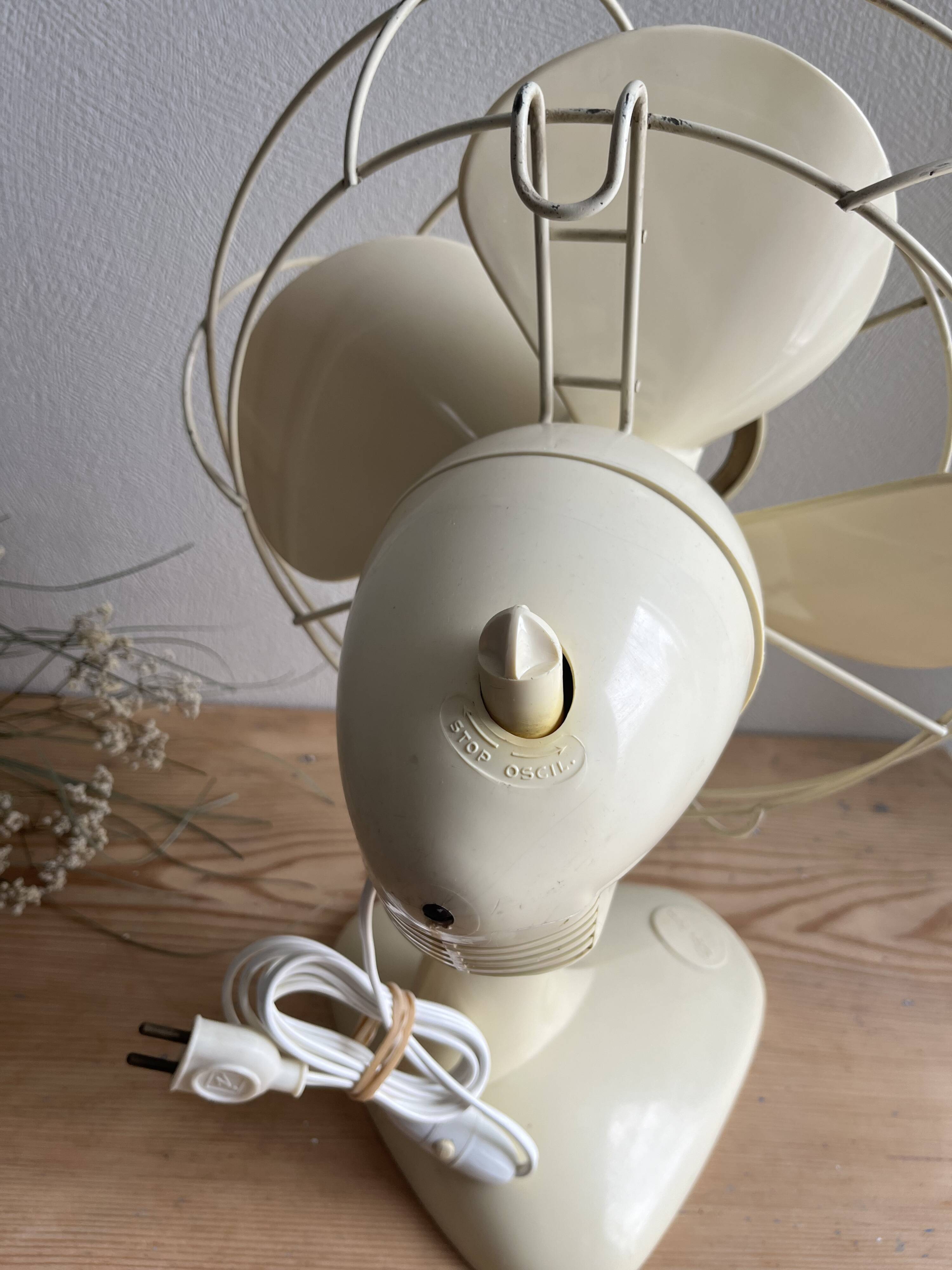 Vintage beige Calor fan