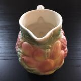 Raspberry pitcher in dabbling