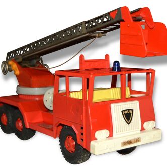 Camion de pompier , Gama 380 , FAUN