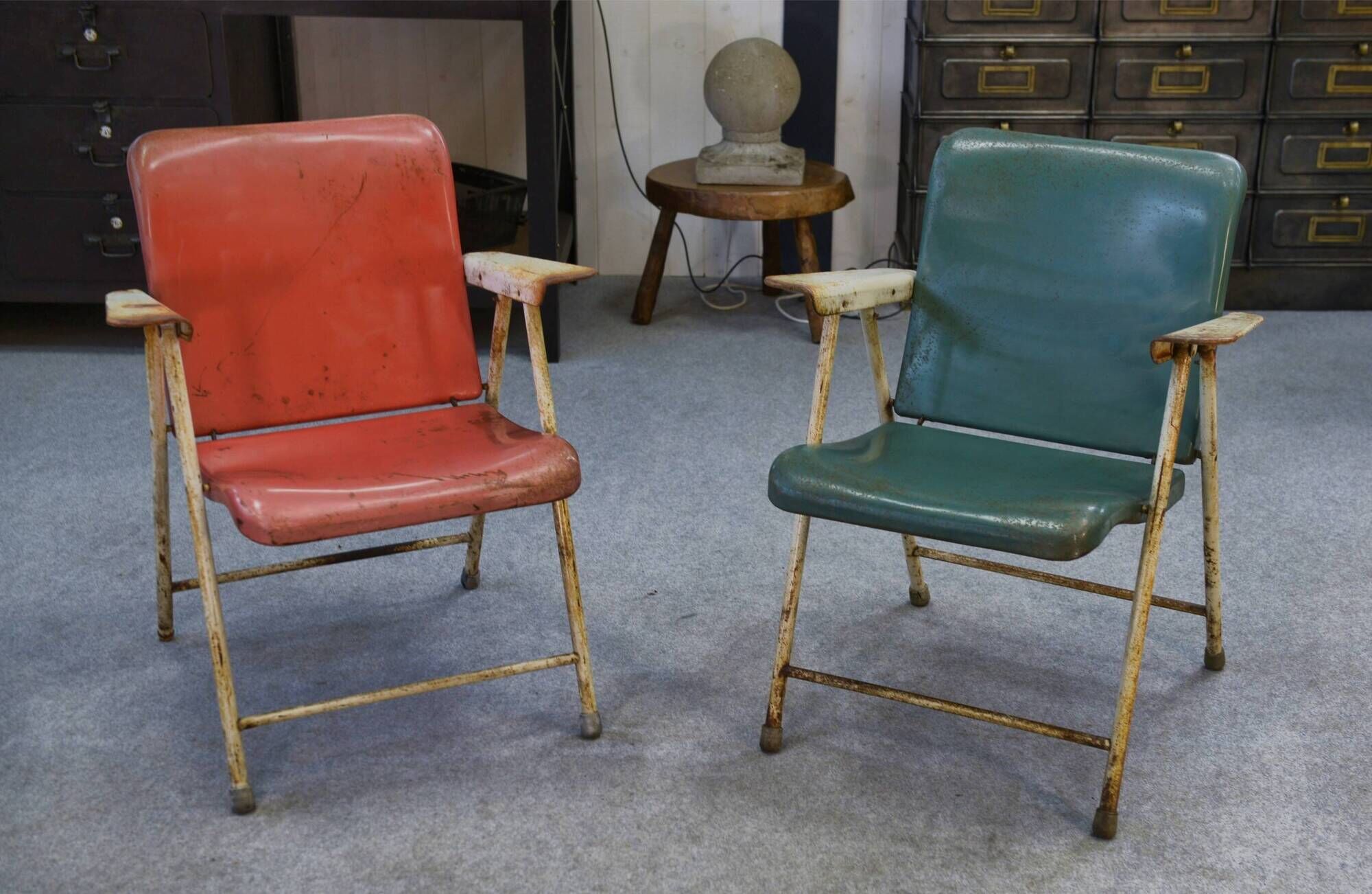 Folding chairs by Russel Wright for Samsonite Chairs 1960s