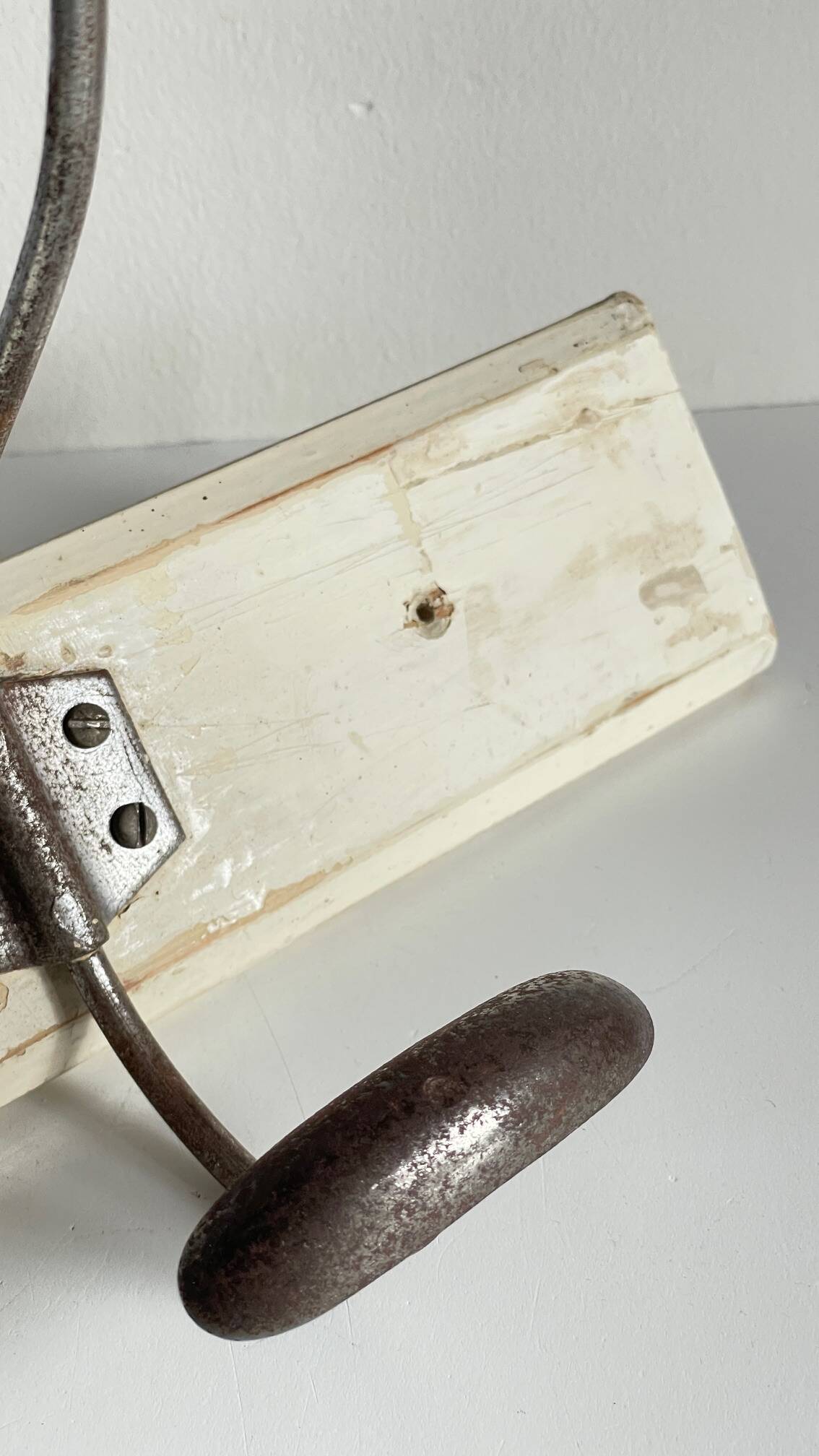 ANTIQUE SCHOOL COAT RACK White Wood