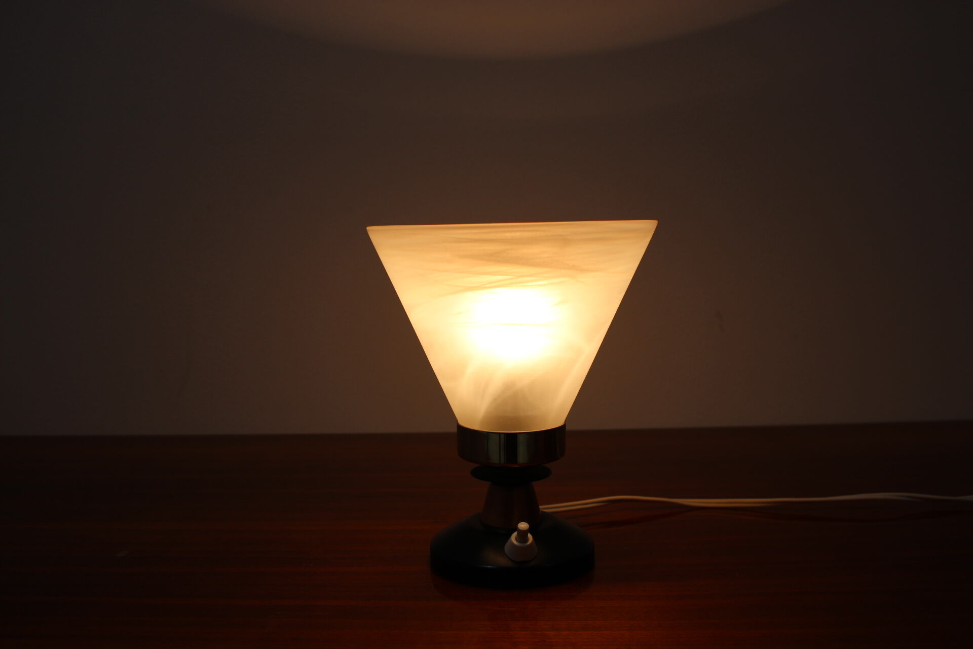 Mid-century table lamp, 1970's
