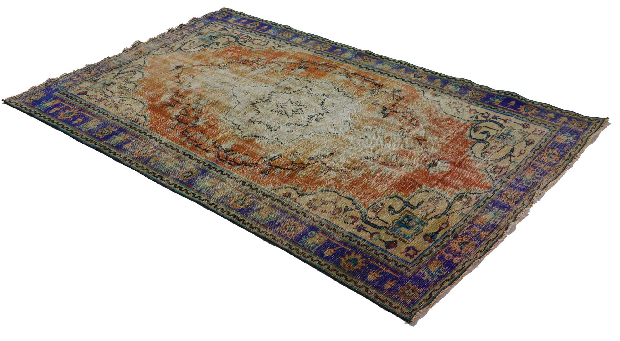 One-of-a-Kind Turkish Handwoven Vintage Rug - Timeless Vintage Elegance 275x 180 cm