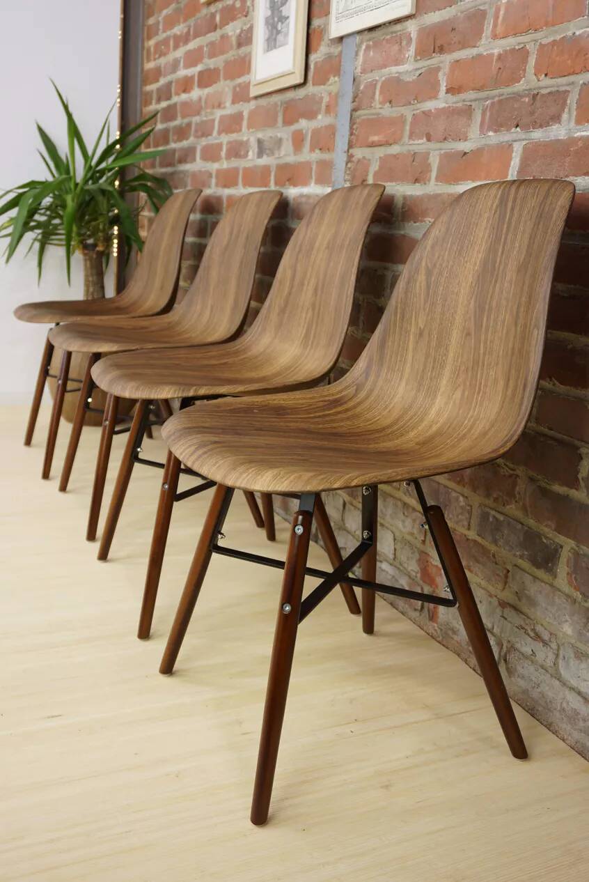 4 chairs in abs, wood and metal