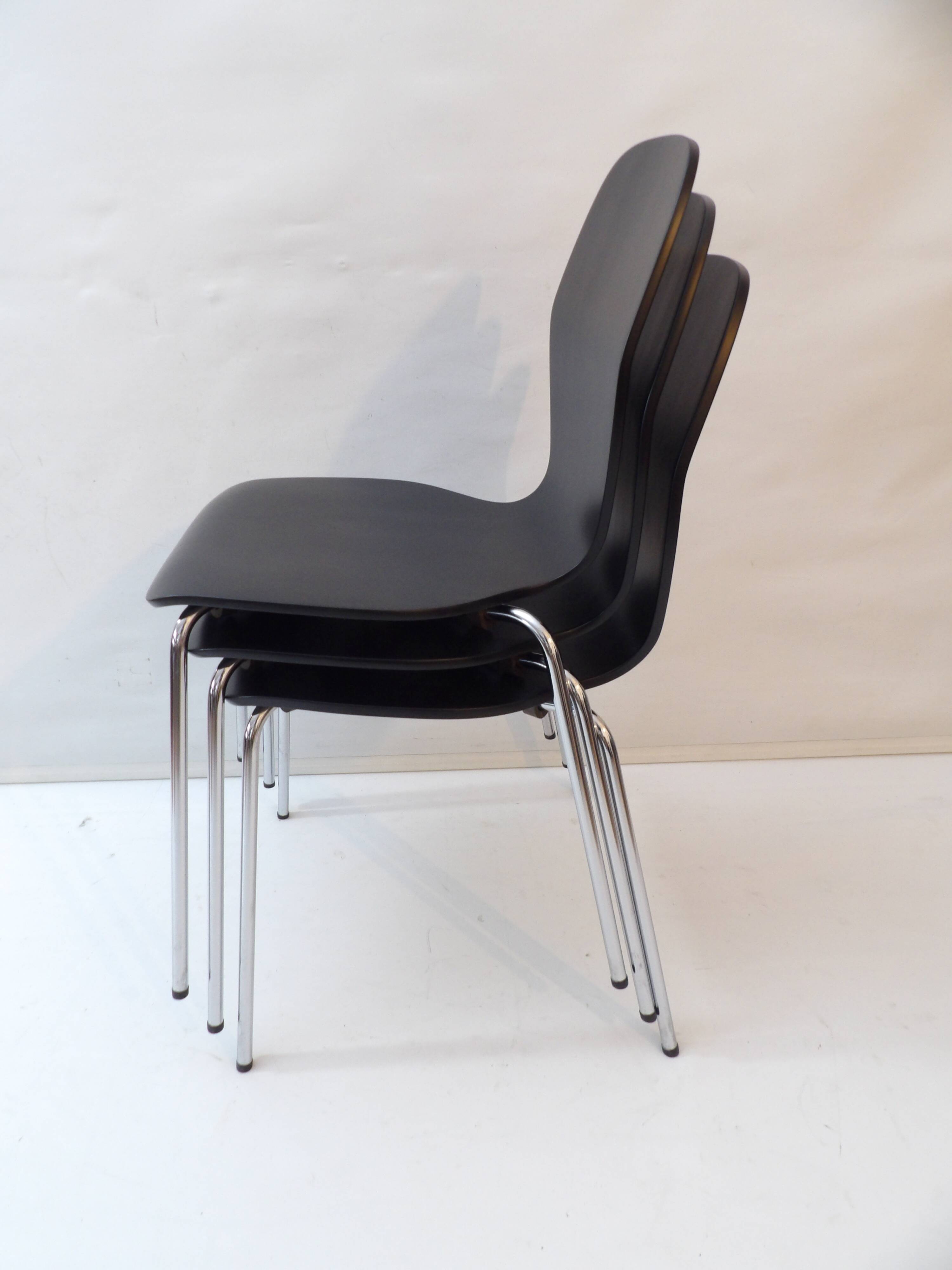 Ilmari Lappalainen - A set of three 'Columna' chairs for Asko. Ca. 1956. Fi