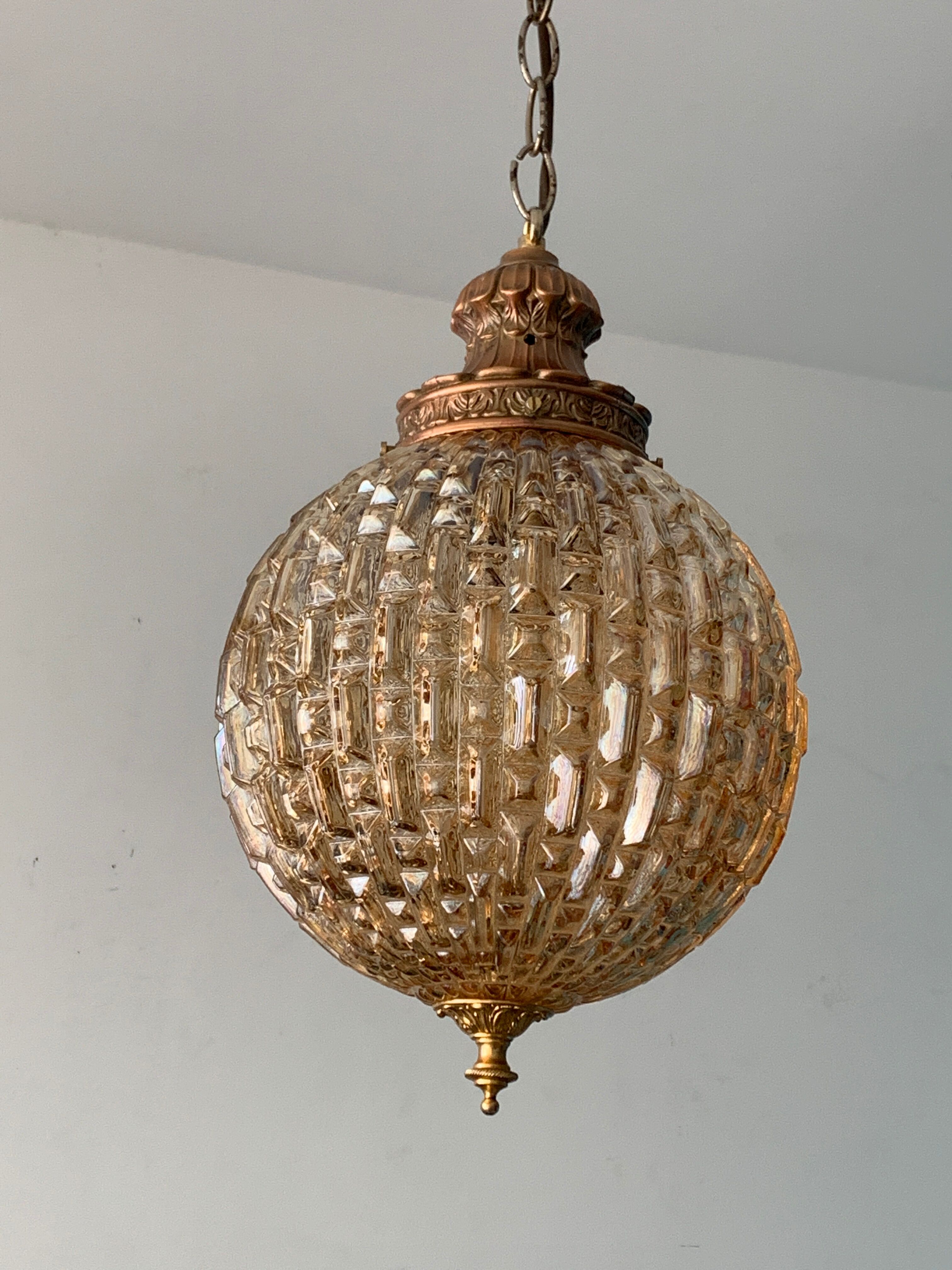 Lantern suspension in glass and brass