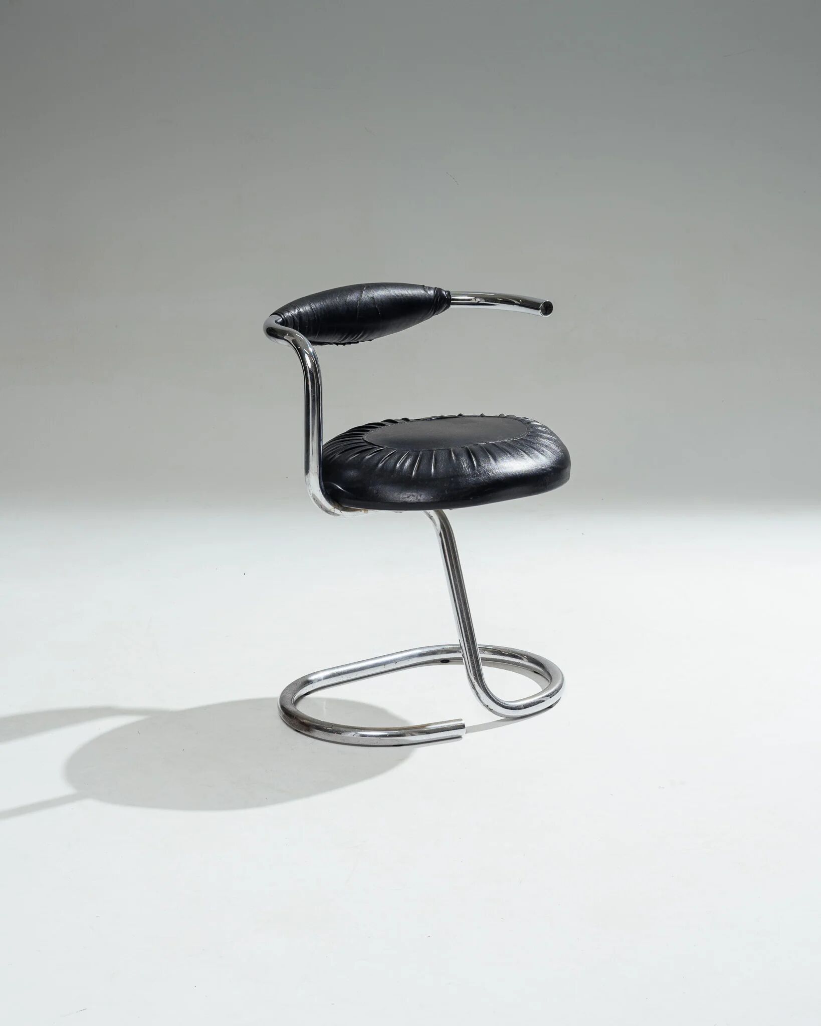 'Cobra' chair, Giotto Stoppino, 1970s
