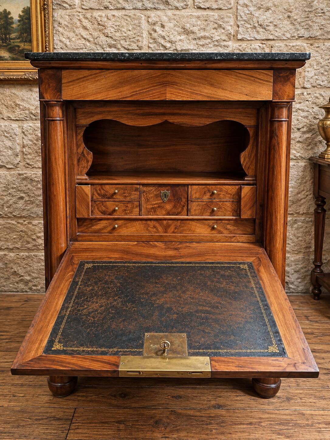 Secrétaire à abattant en noyer – Époque Empire, XIXe