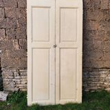 Paire de portes de placard anciennes