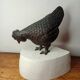 Patinated bronze hen from the Meiji period (1868-1912)