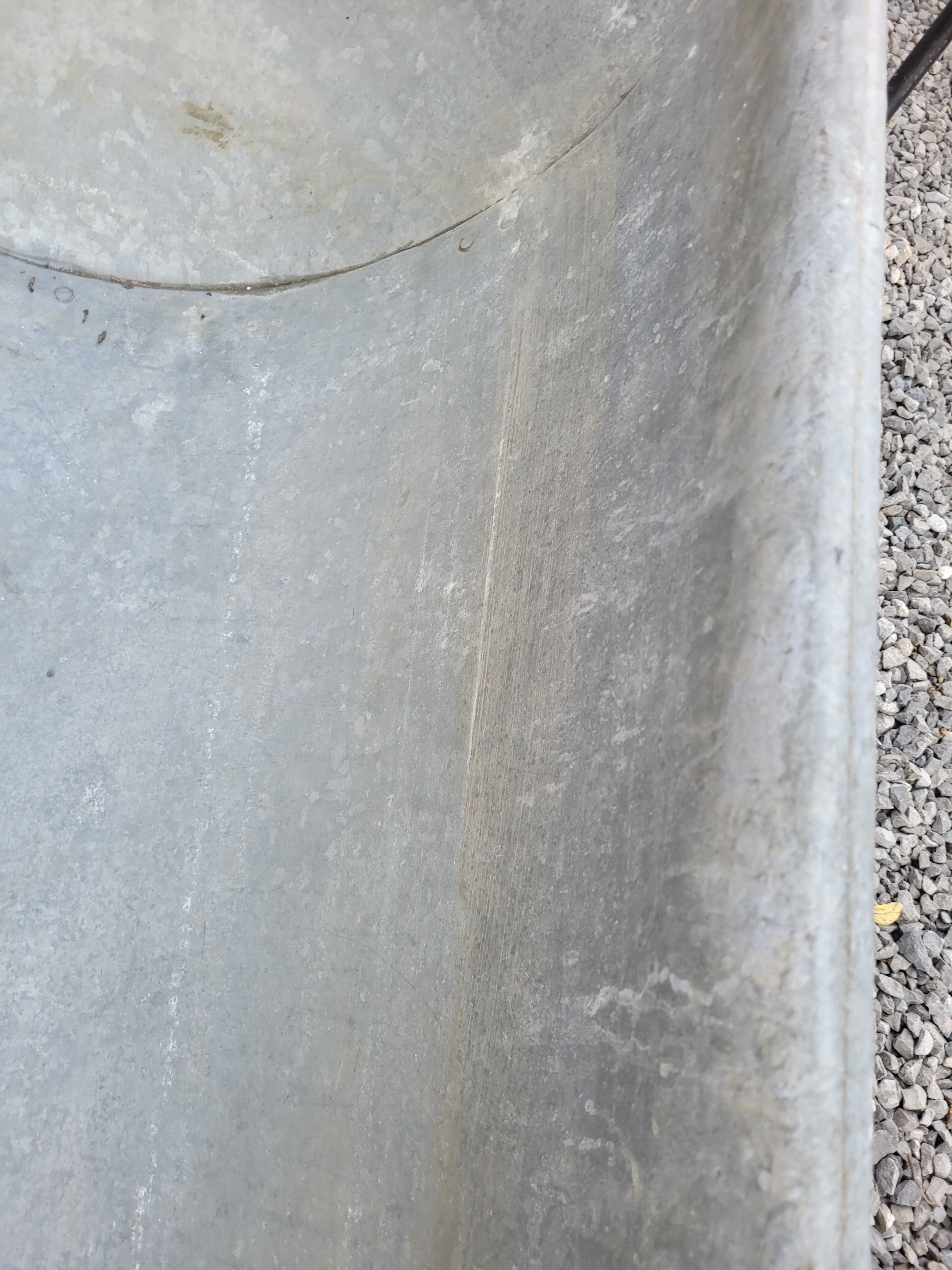 Baignoire en zinc ancienne