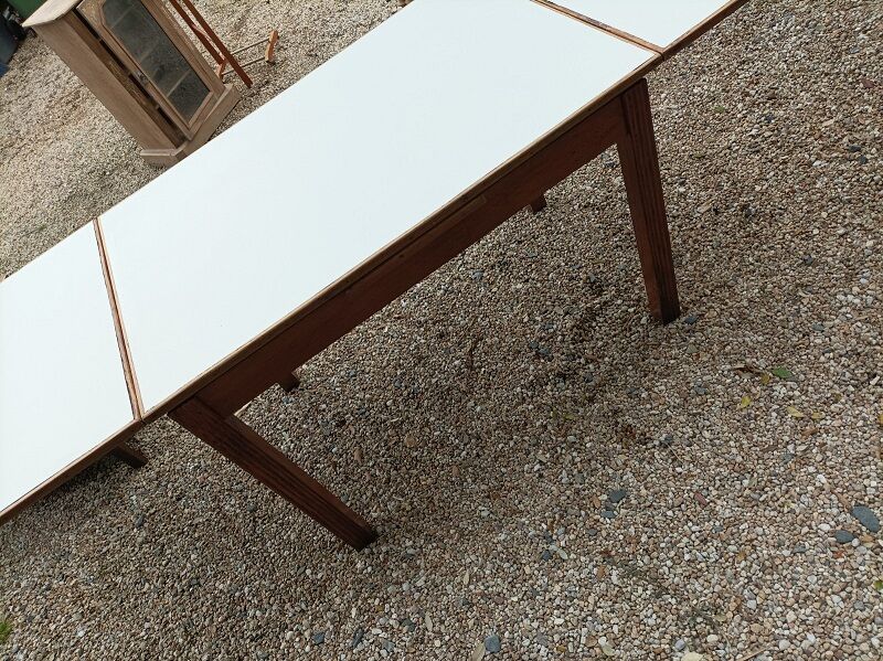 Table en bois massif
