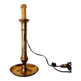 Lampe de table en laiton réalisée sur un bougeoir ou bougeoir ancien du 19ème siècle