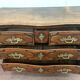 Commode Louis XIV en noyer massif XVIII siècle