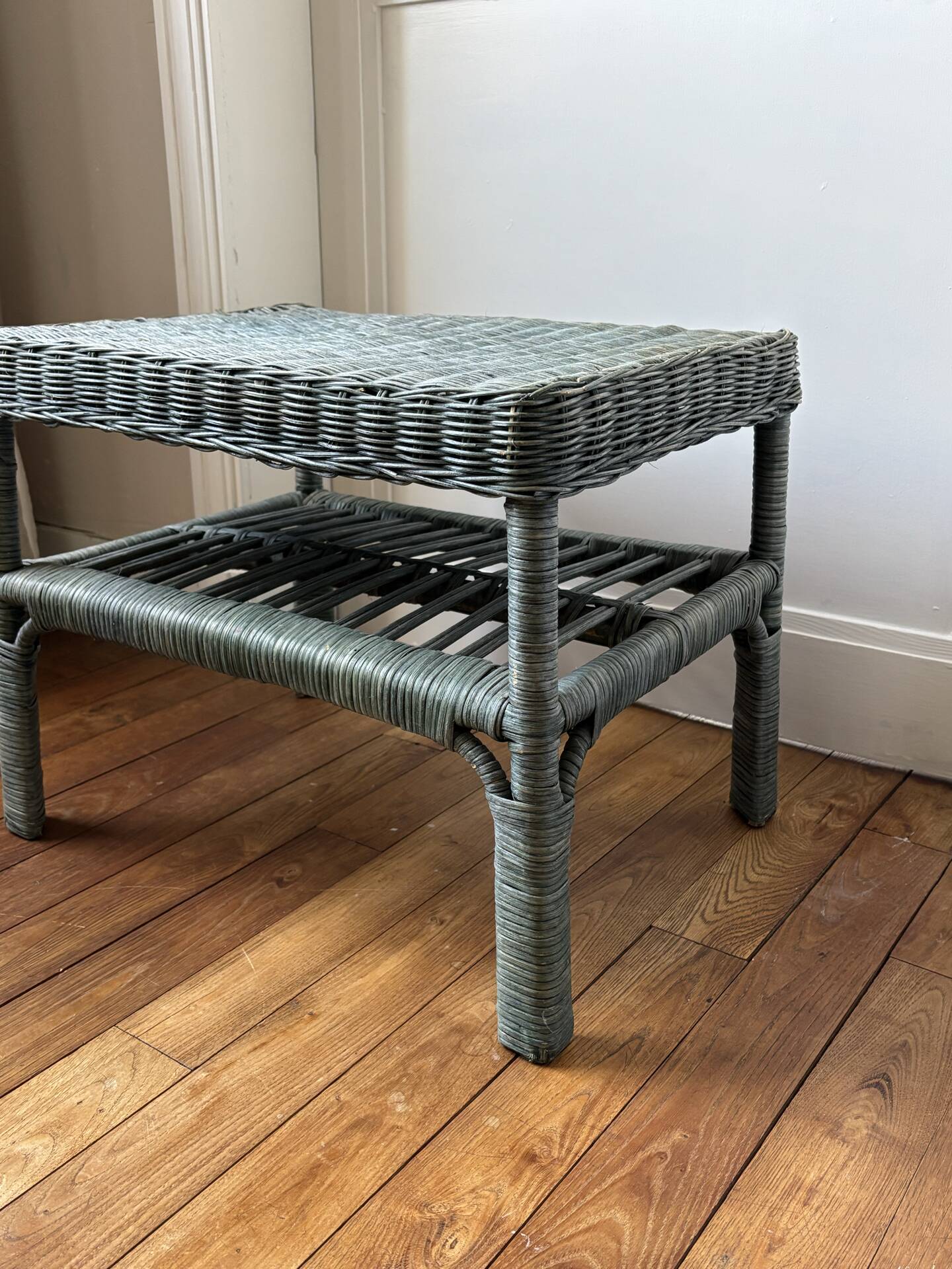 Table basse en rotin
